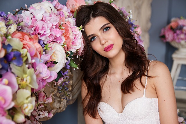 A Guide to Finding the Best Cosmetics as You Age