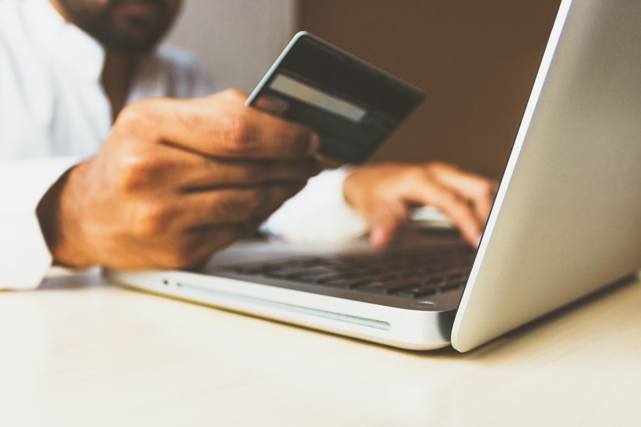 Ways ACH Payments Enhance Cash Flow Management for Your Business